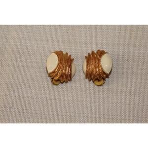 Vintage Clip On Costume Gold and Enamel White Earrings